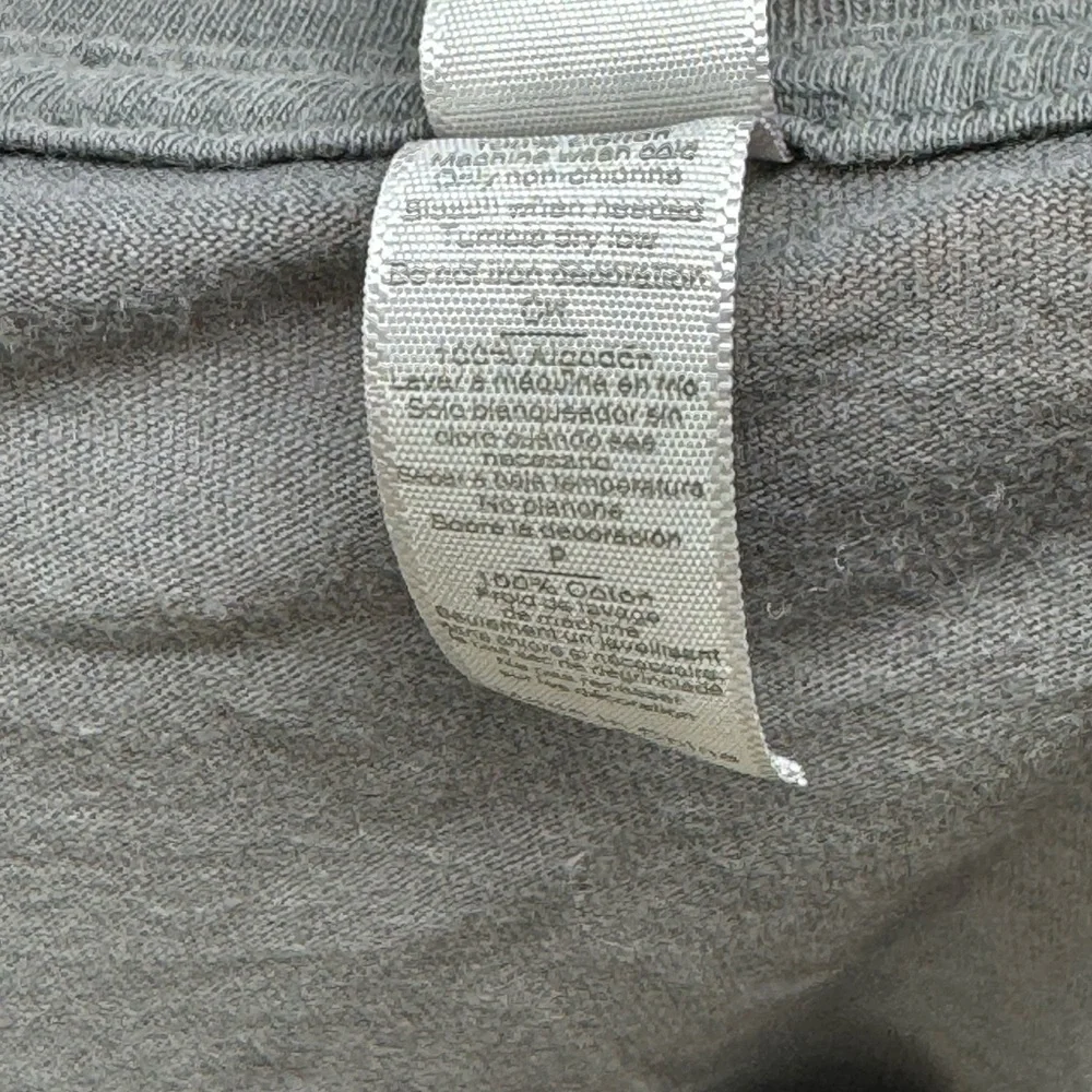 Pretty in Pink Duckie tee shirt t size Small gray short sleeve vintage 2012 - Picture 6 of 6